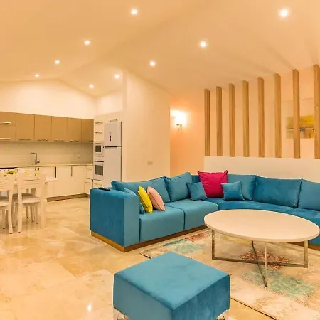2 Bedroom With Private Heated Pool Pool And Jacuzzi Villa Kalkan