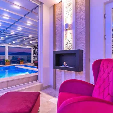 2 Bedroom With Private Heated Pool Pool And Jacuzzi Villa Kalkan