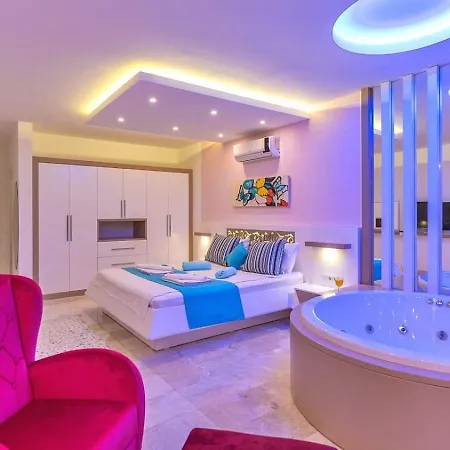 2 Bedroom With Private Heated Pool Pool And Jacuzzi Villa Kalkan