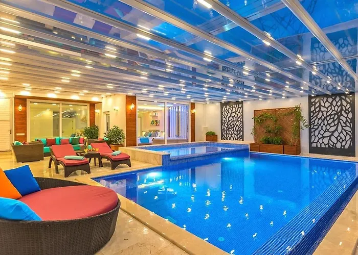 2 Bedroom With Private Heated Pool Pool And Jacuzzi
