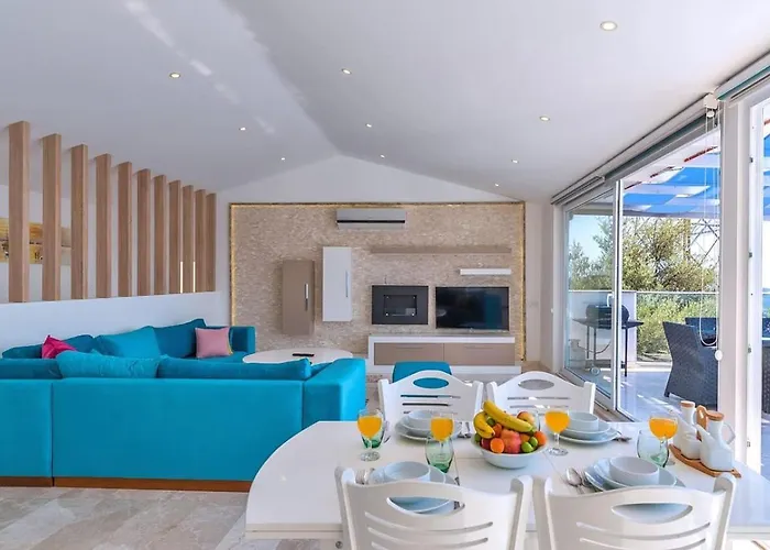 2 Bedroom With Private Heated Pool Pool And Jacuzzi *