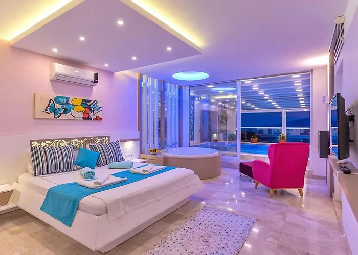 2 Bedroom With Private Heated Pool Pool And Jacuzzi Kalkan