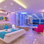 2 Bedroom With Private Heated Pool Pool And Jacuzzi Kalkan