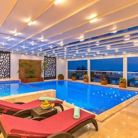 Villa 2 Bedroom With Private Heated Pool Pool And Jacuzzi *