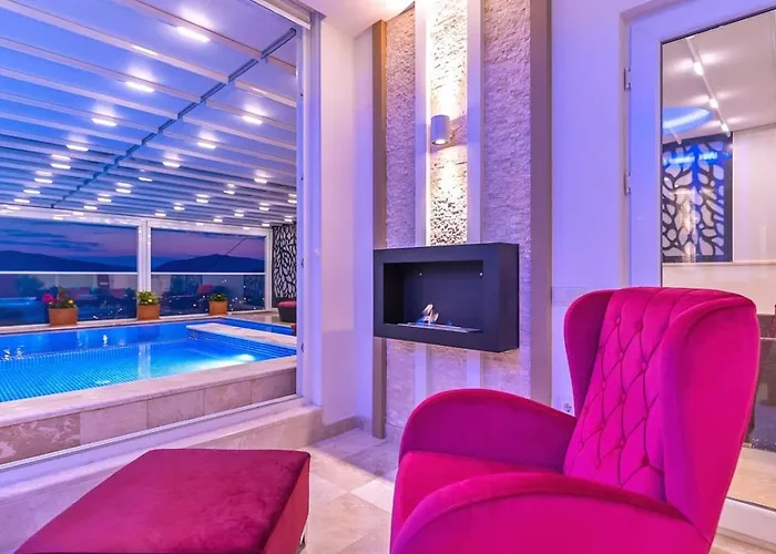 2 Bedroom With Private Heated Pool Pool And Jacuzzi Villa Kalkan