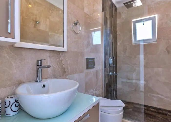 Villa 2 Bedroom With Private Heated Pool Pool And Jacuzzi *