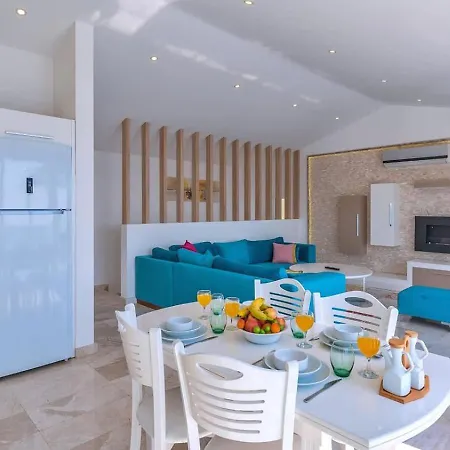 Villa 2 Bedroom With Private Heated Pool Pool And Jacuzzi Kalkan